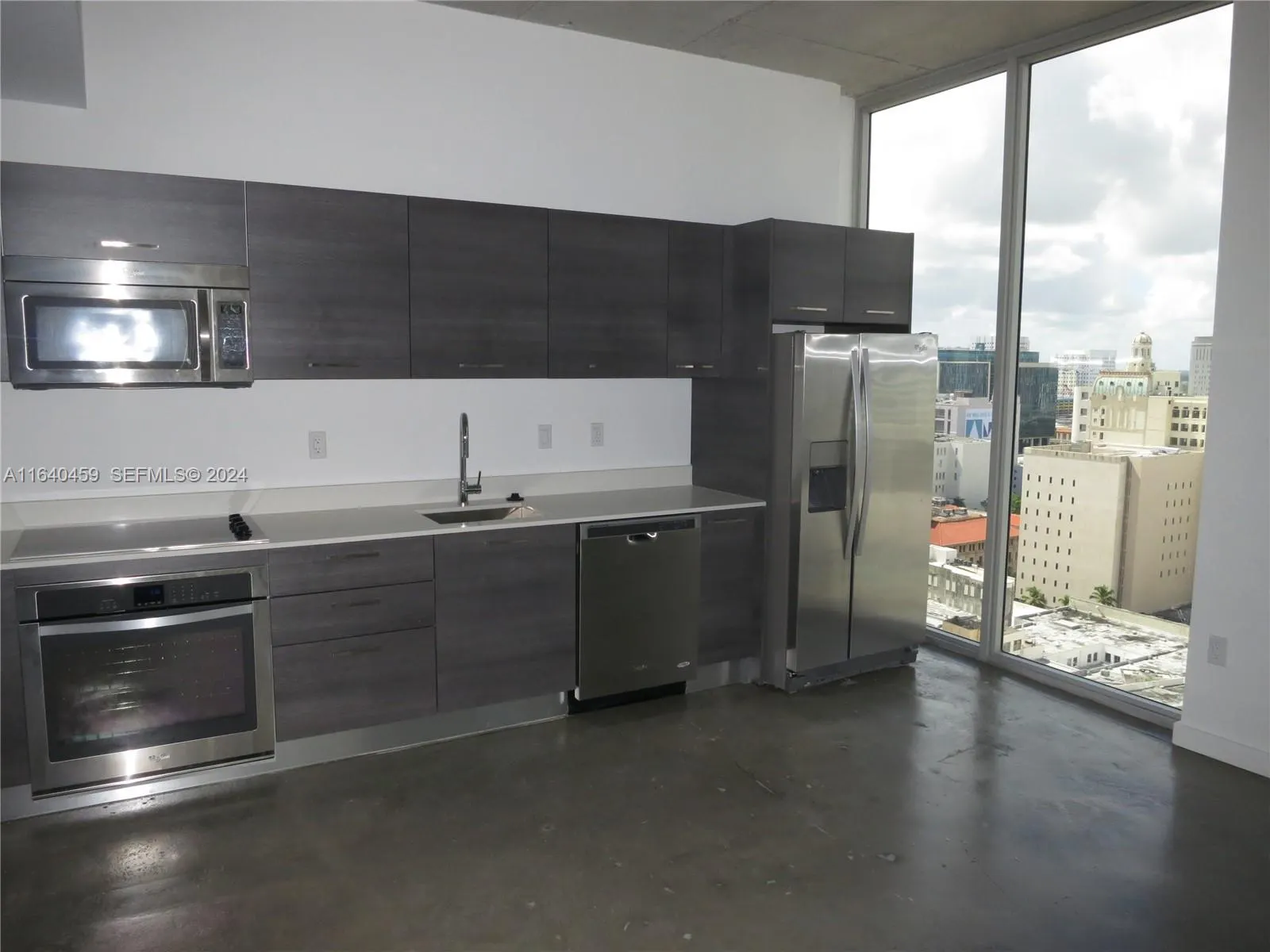 151 SE 1 Street #1902