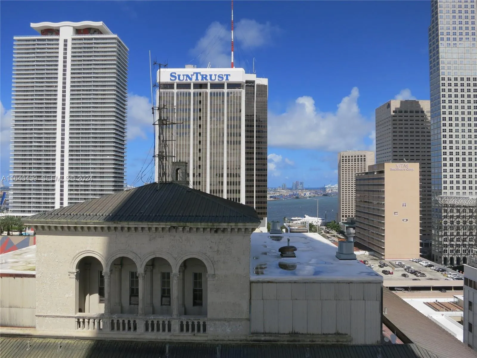 151 SE 1 Street #1902