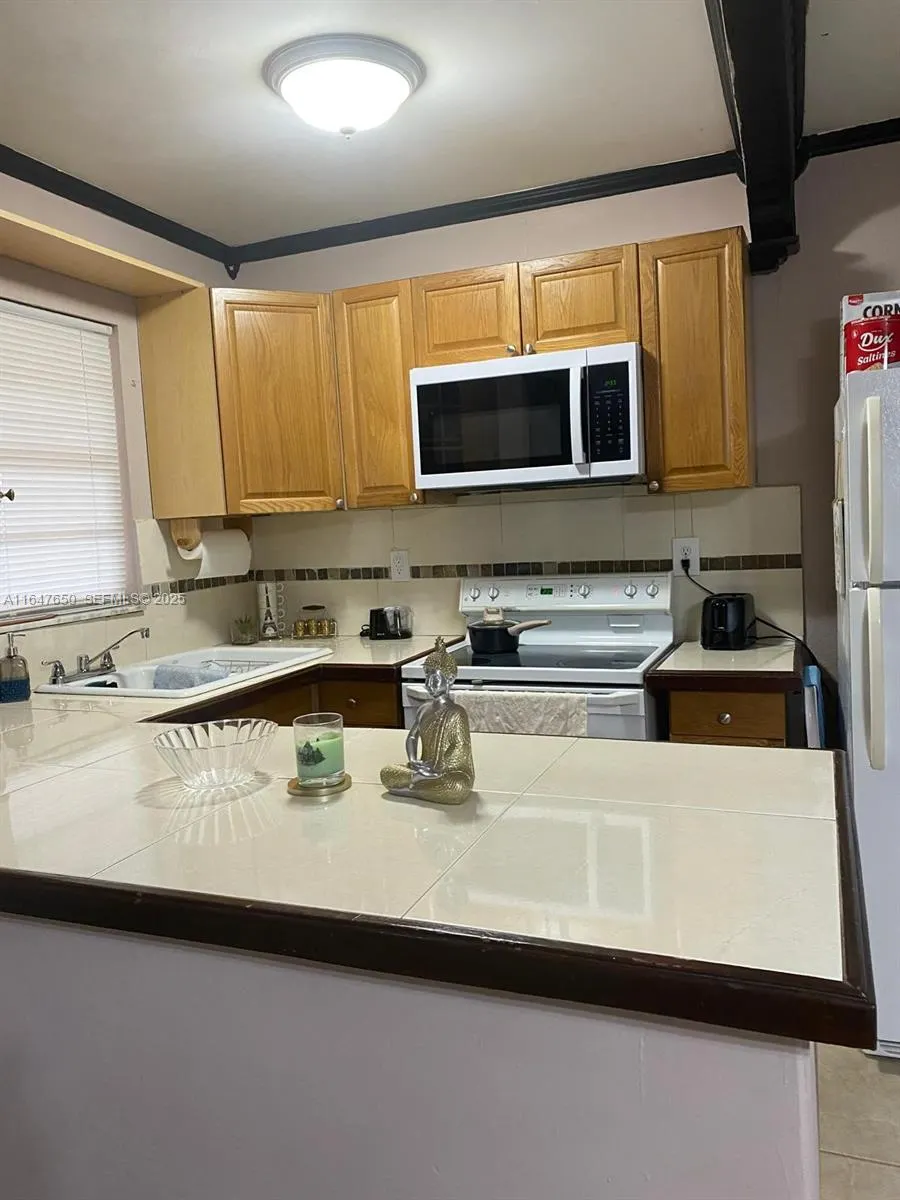 4050 NW 135th Street #20-1