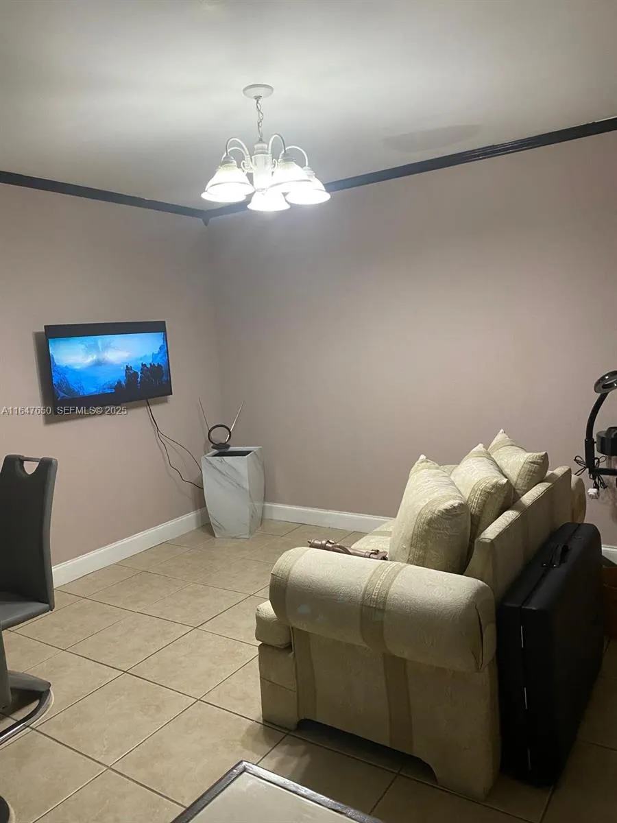4050 NW 135th Street #20-1