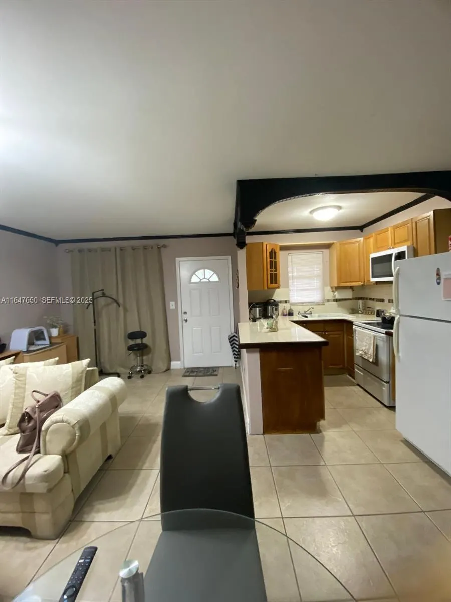 4050 NW 135th Street #20-1