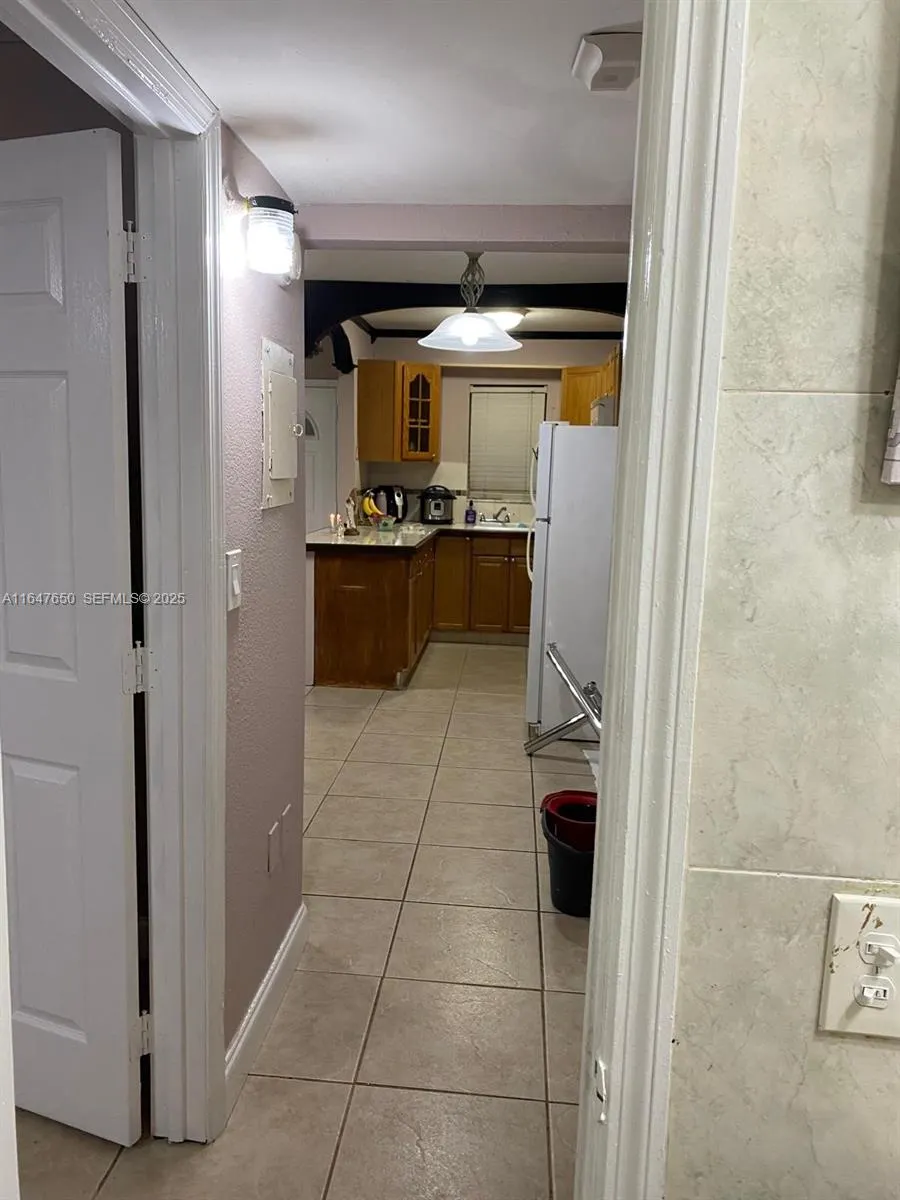 4050 NW 135th Street #20-1