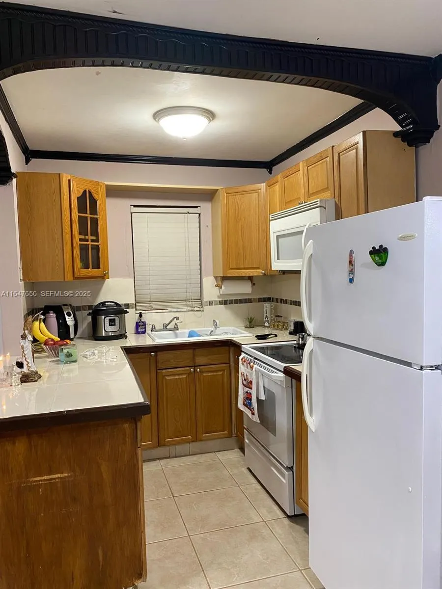 4050 NW 135th Street #20-1