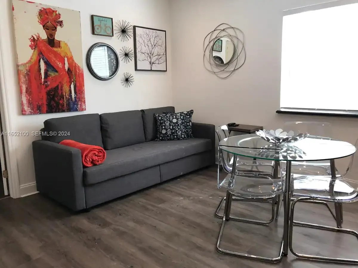 2615 Collins Avenue #24