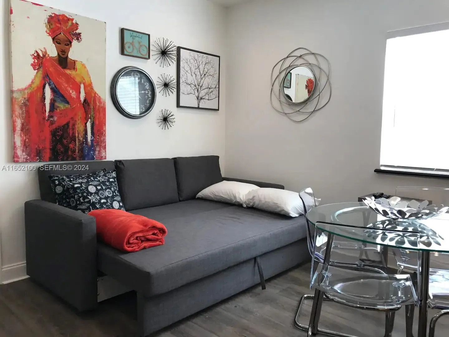 2615 Collins Avenue #24