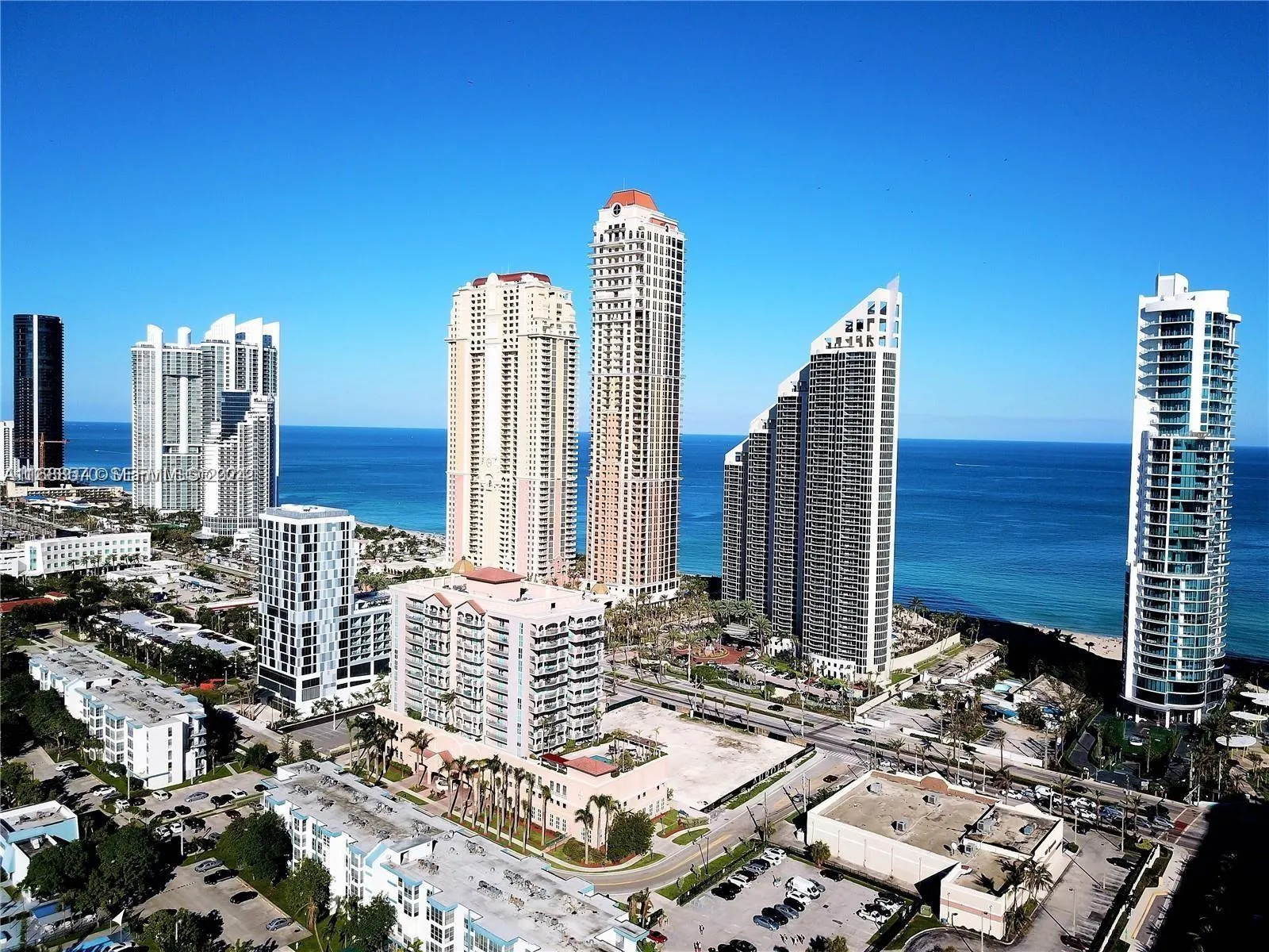 17555 Collins Avenue #2502