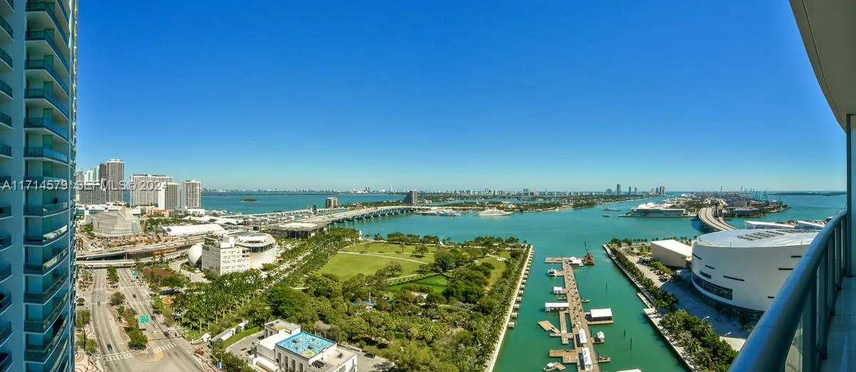 888 Biscayne Boulevard #2511