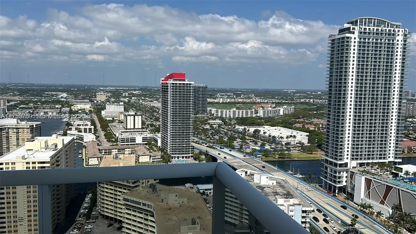 1830 S Ocean Drive #3208