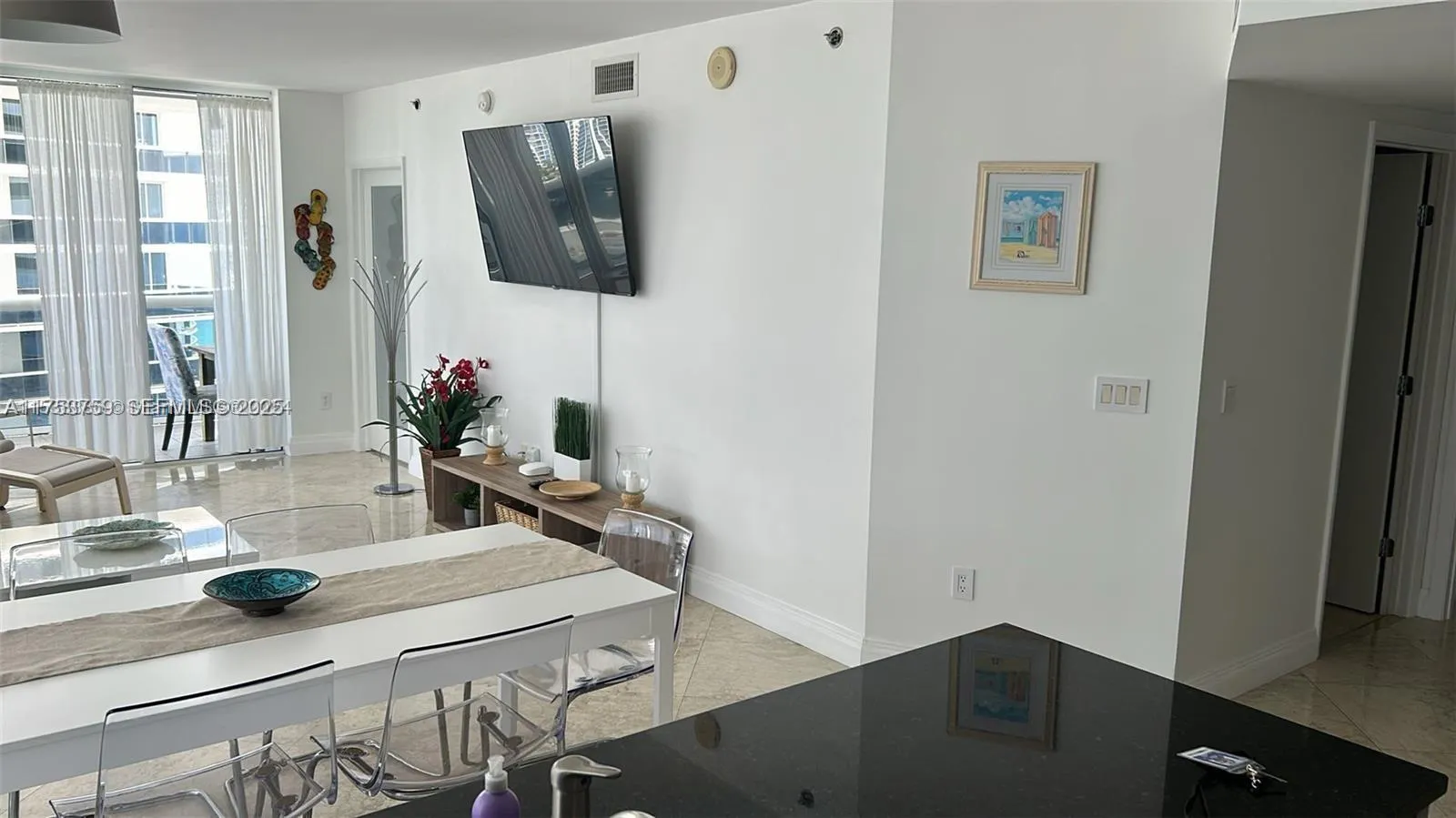 1830 S Ocean Drive #3208