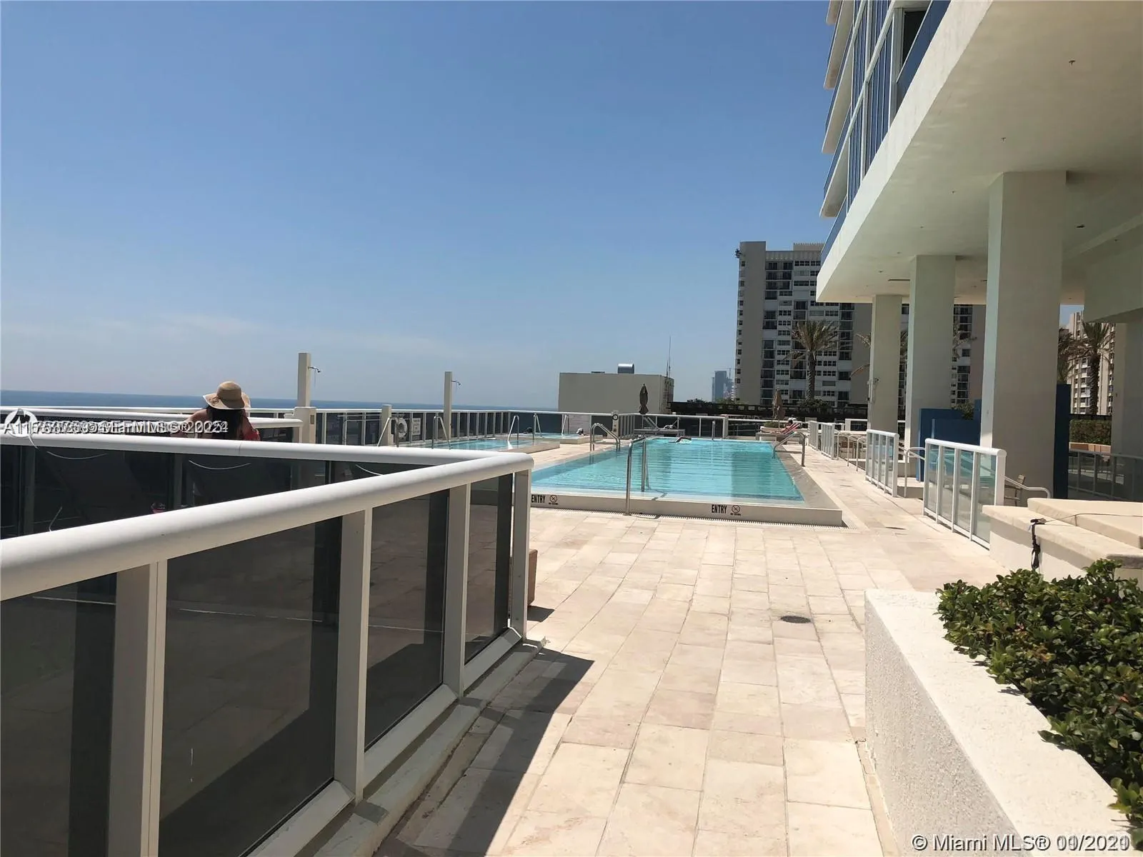 1830 S Ocean Drive #3208