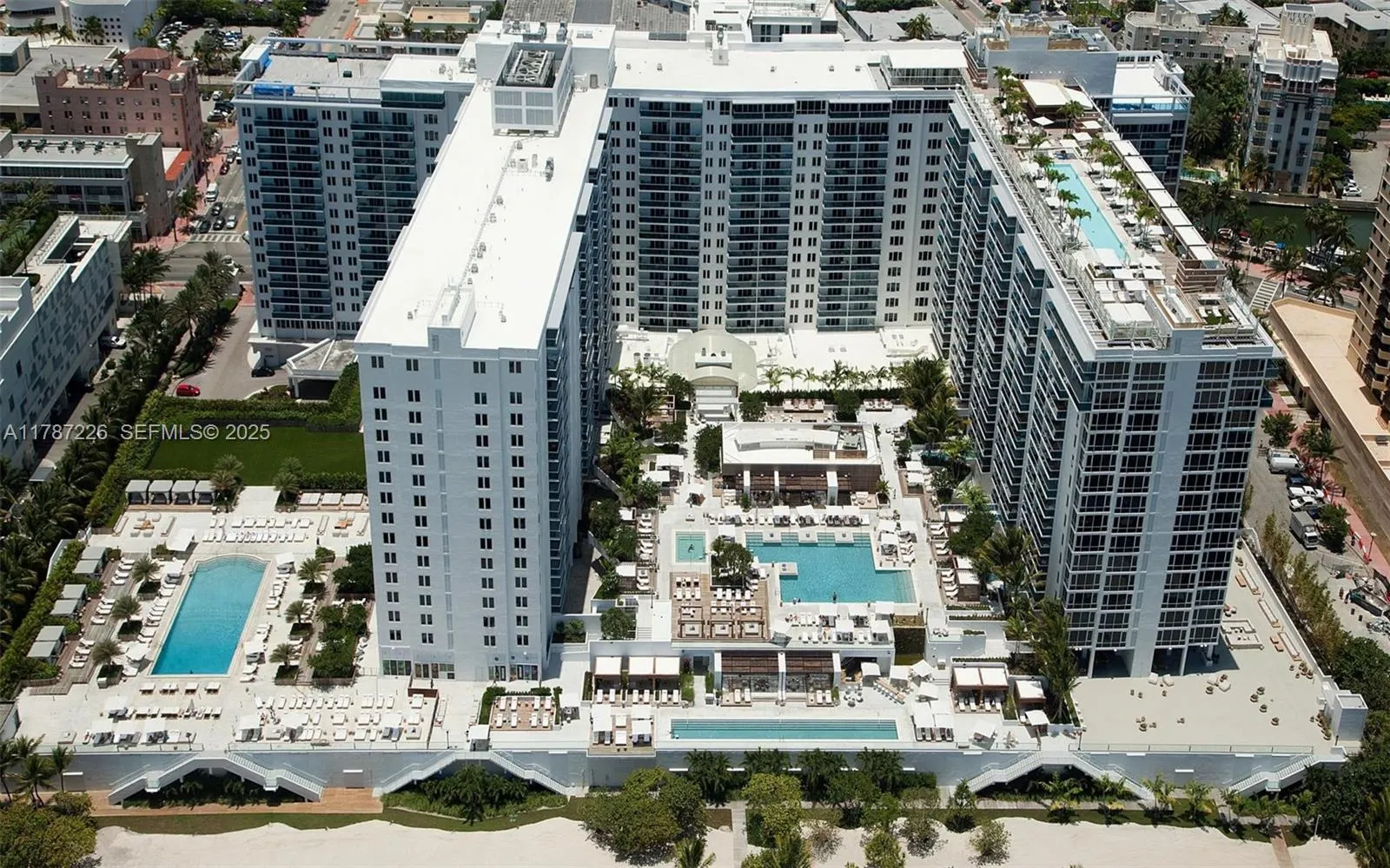 2301 Collins Avenue #1221