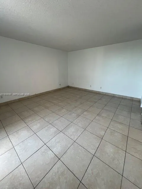 13499 Biscayne Boulevard #602