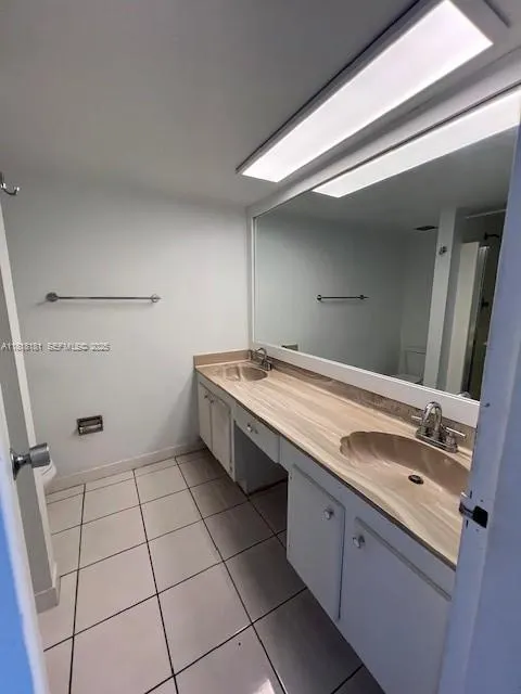 13499 Biscayne Boulevard #602