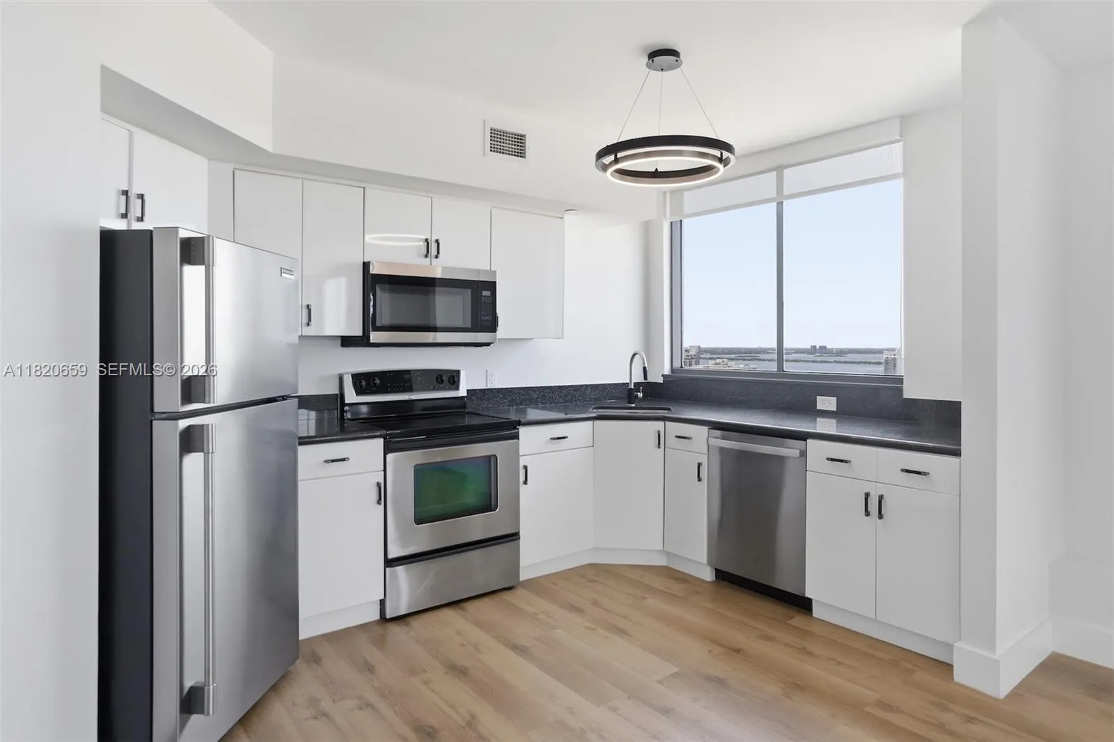 1330 West Avenue #3007