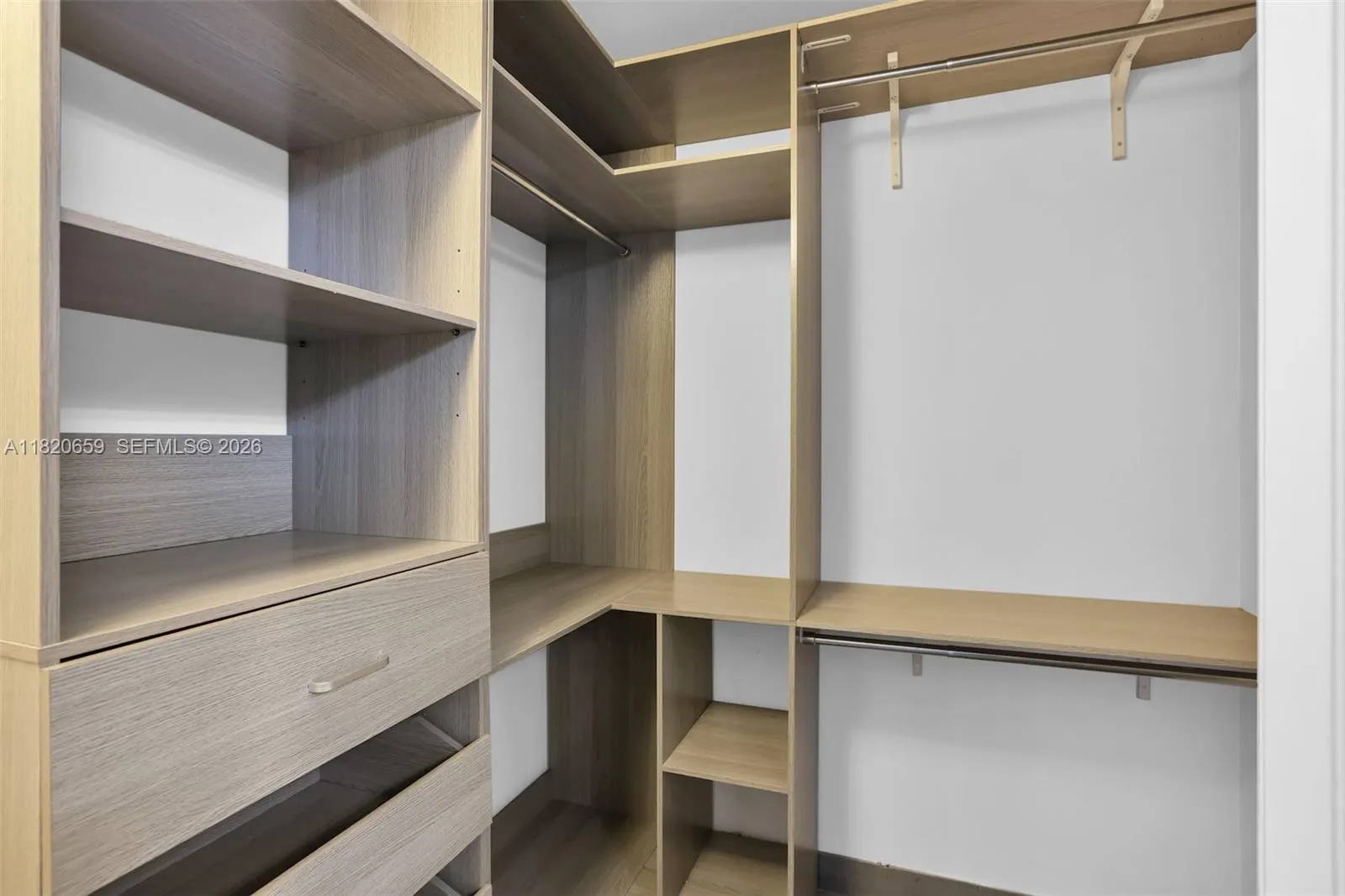 1330 West Avenue #3007