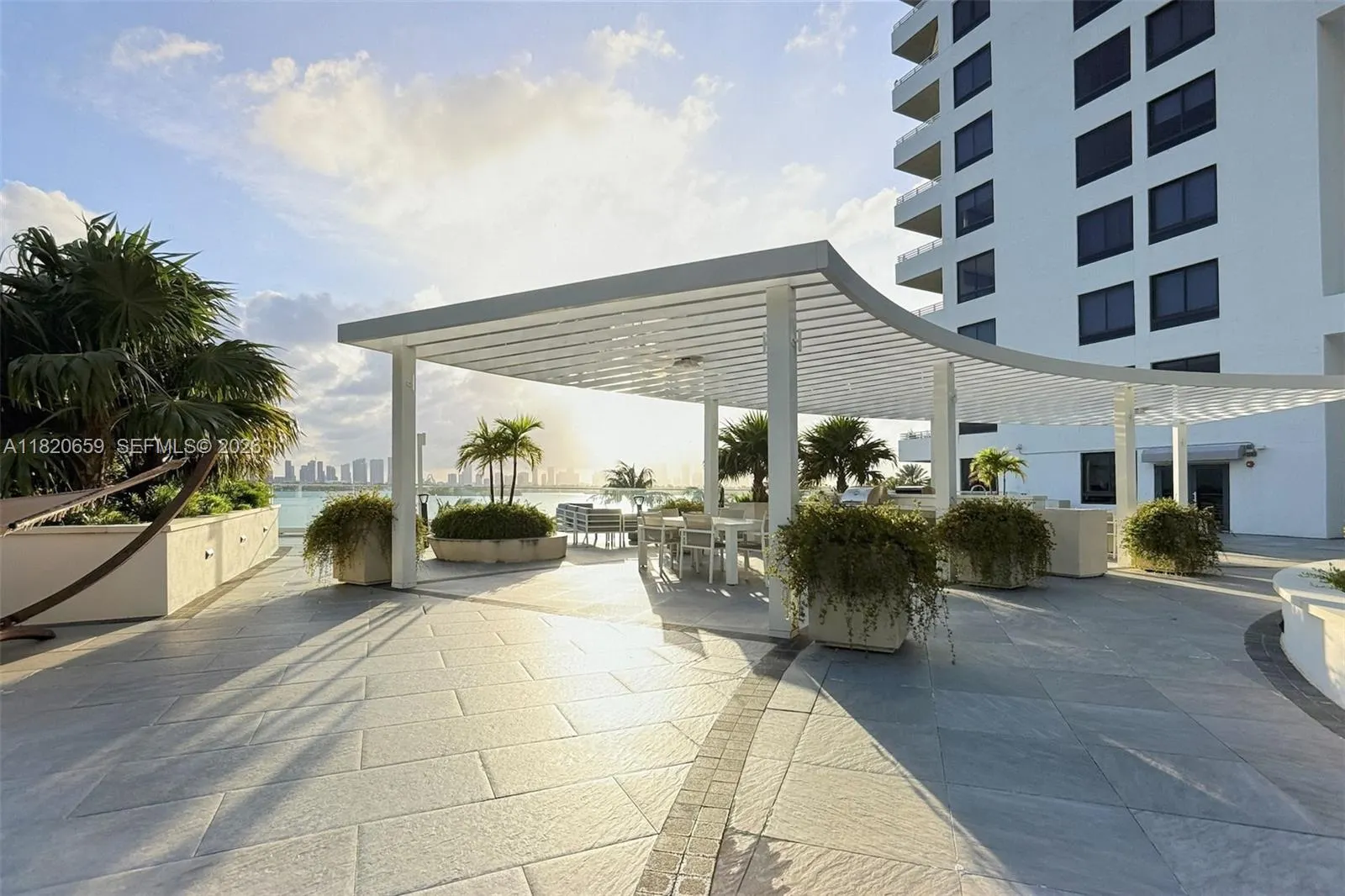 1330 West Avenue #3007