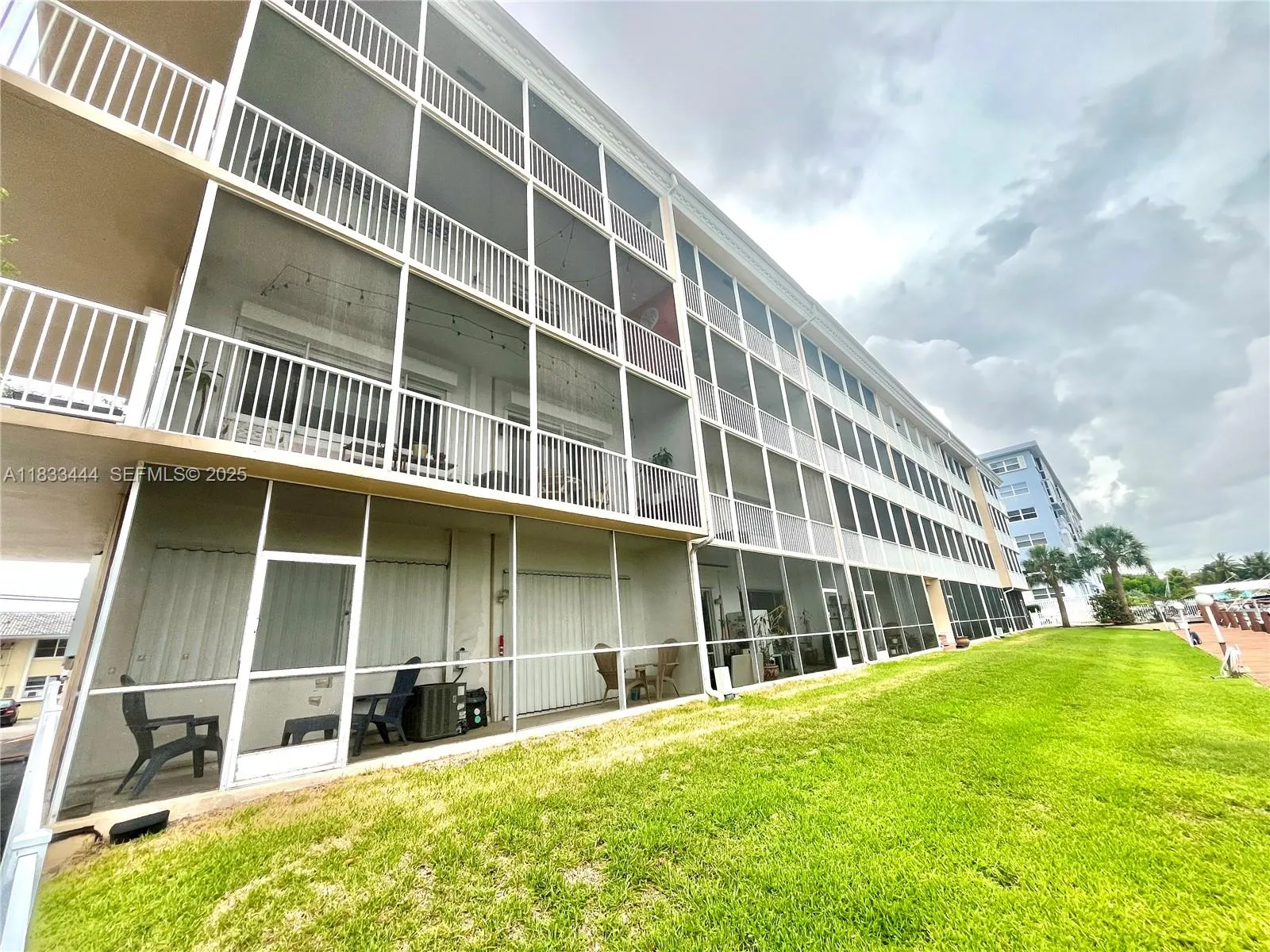2841 NE 33rd Court #104