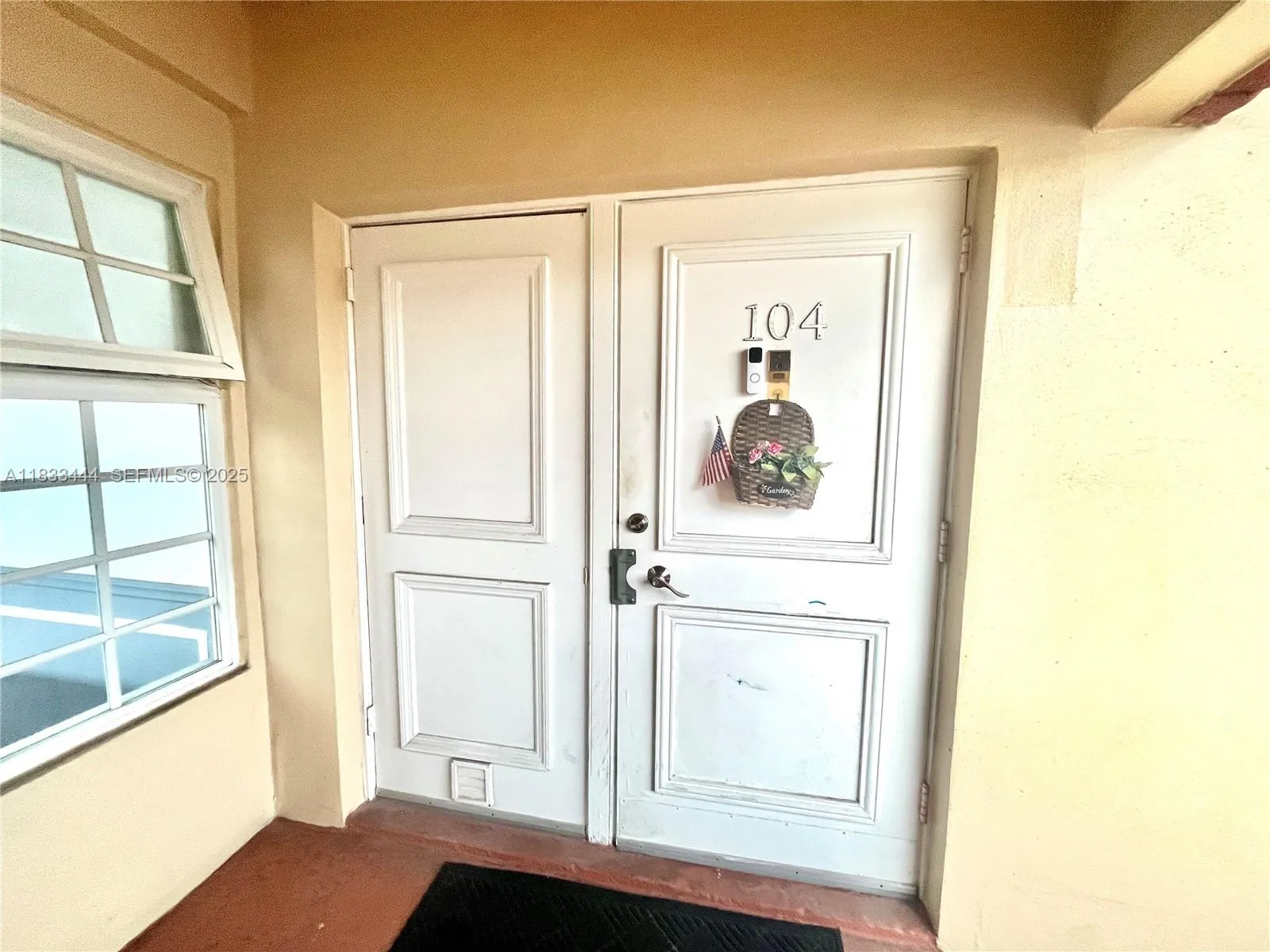 2841 NE 33rd Court #104