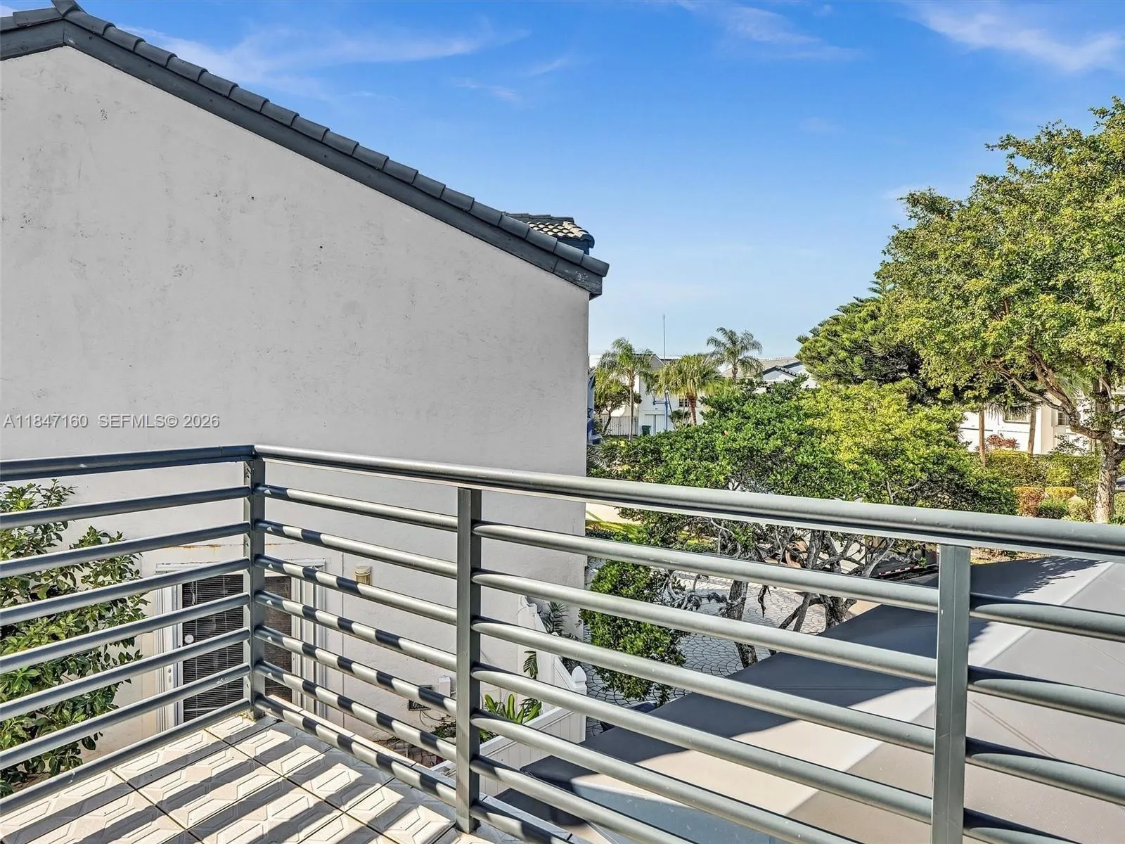 250 NE 212th Street