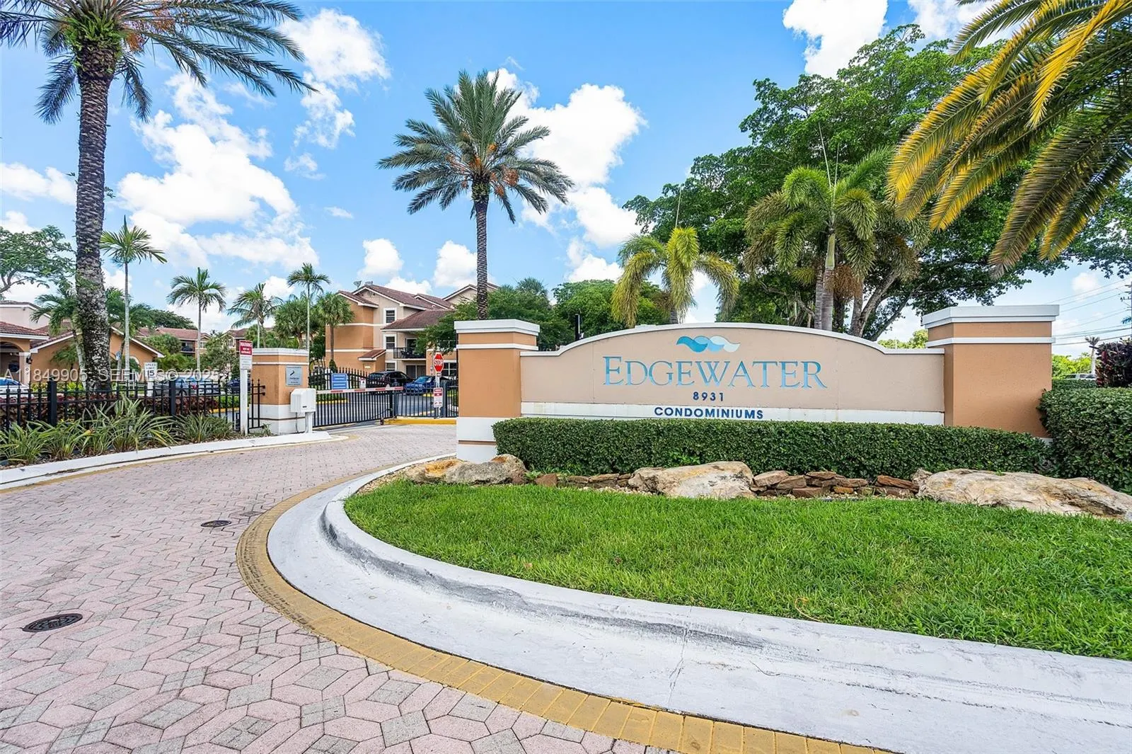 8721 Wiles Road #105