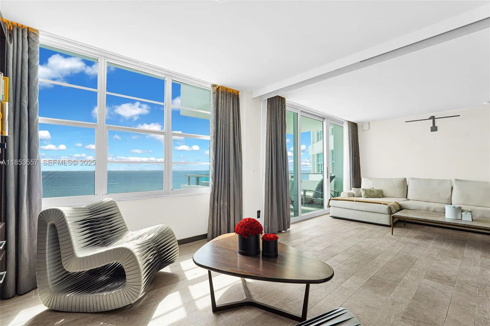 5151 Collins Avenue #1519
