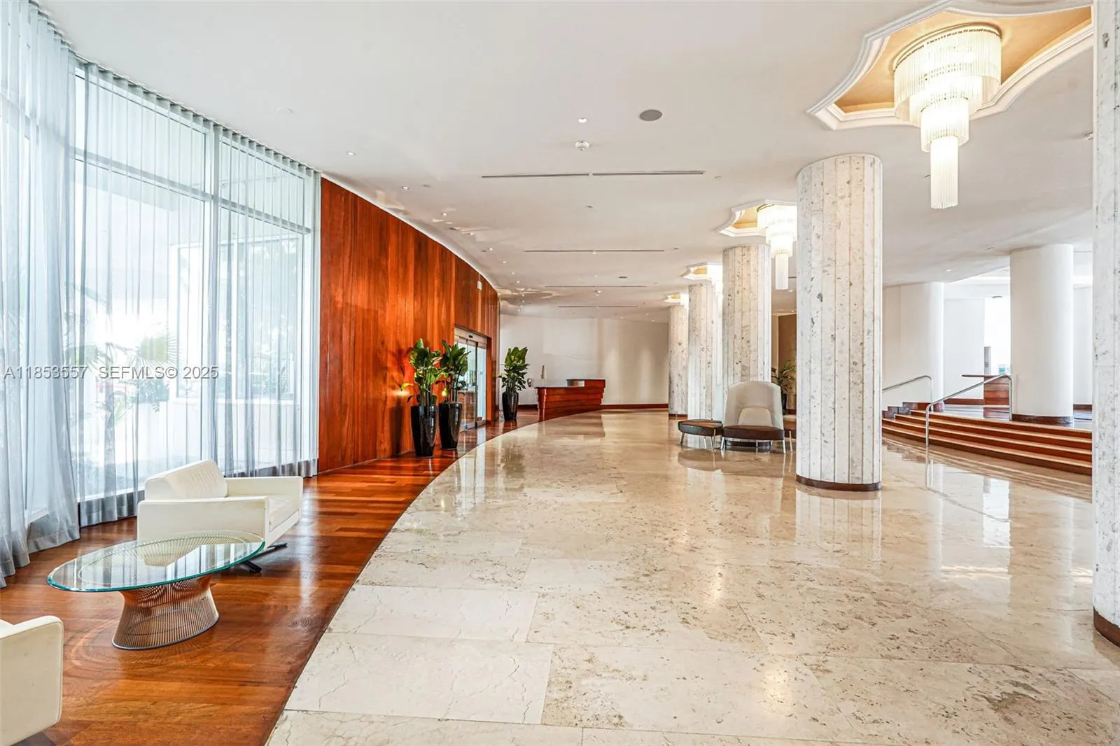 5151 Collins Avenue #1519