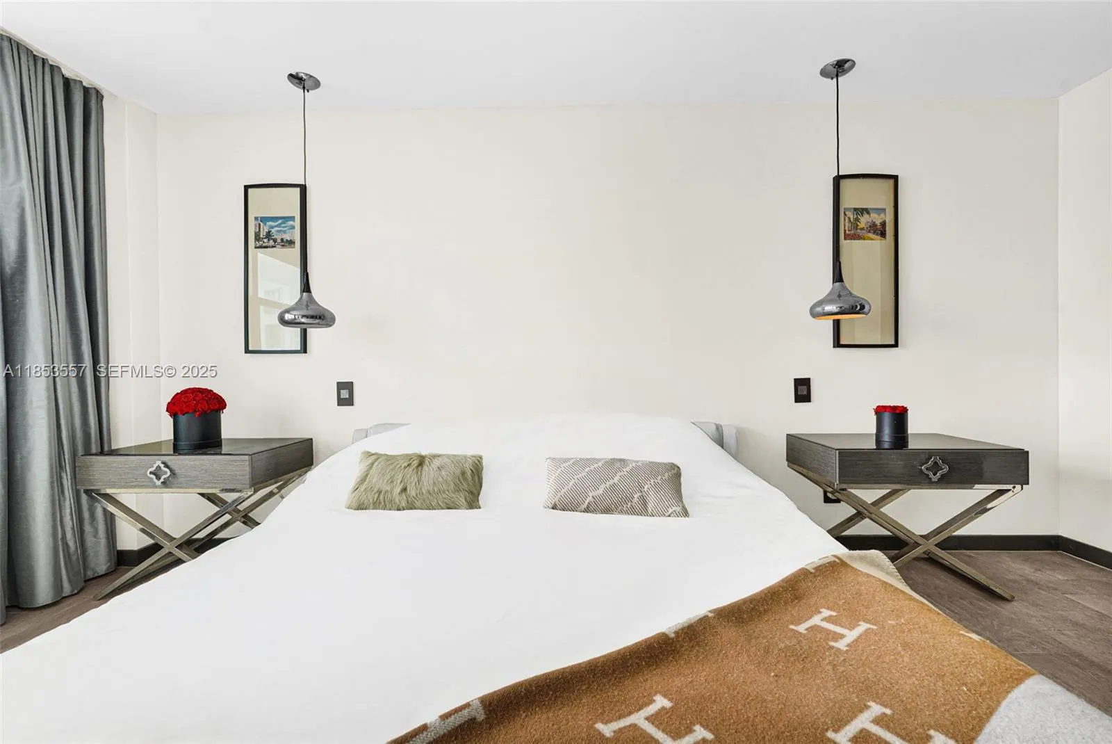 5151 Collins Avenue #1519