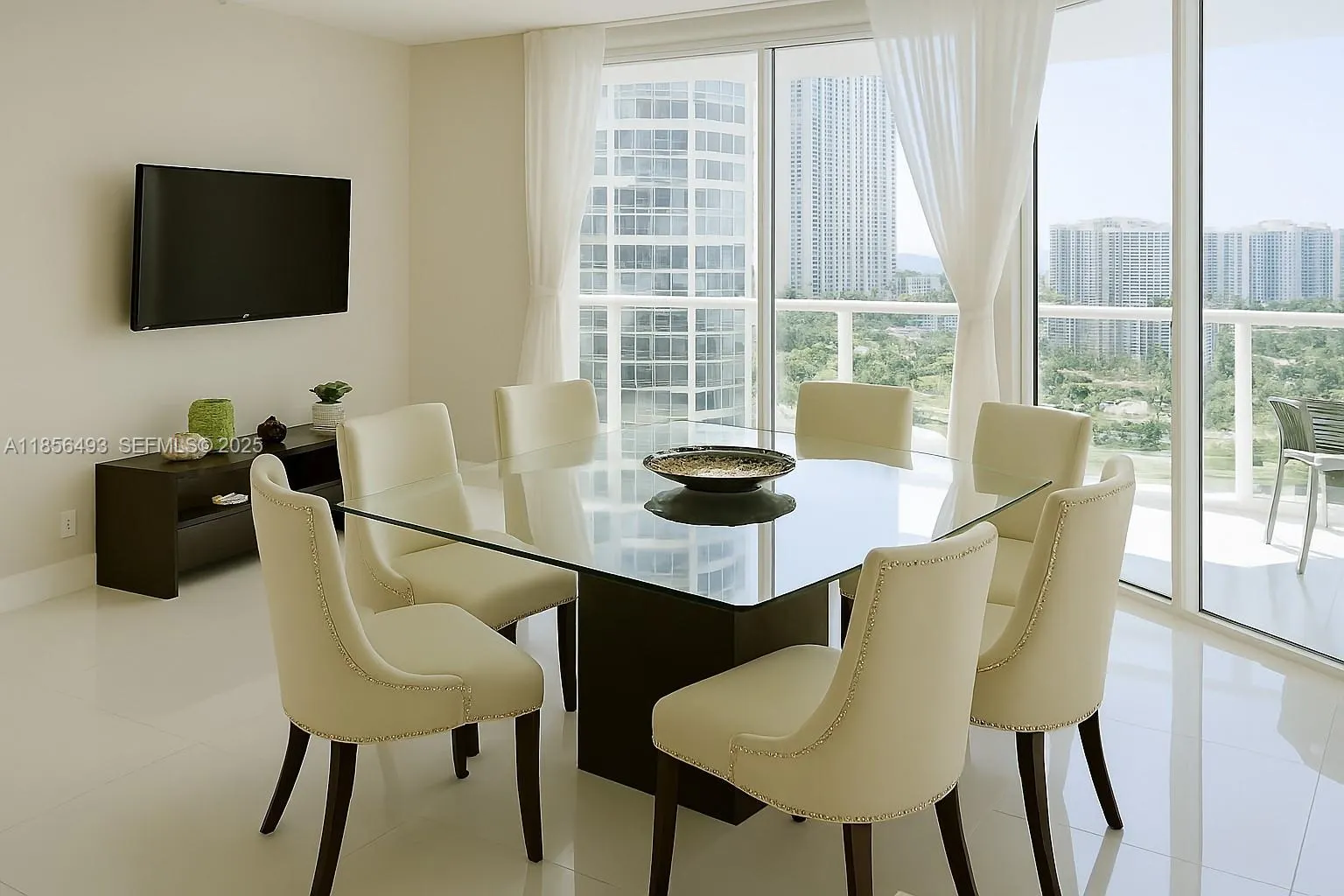 250 Sunny Isles Boulevard #3-1506