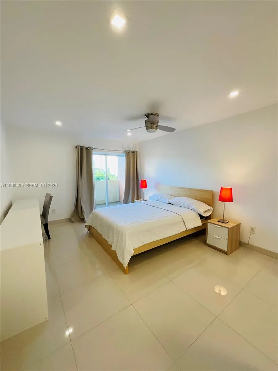 3545 NE 167th Street #505