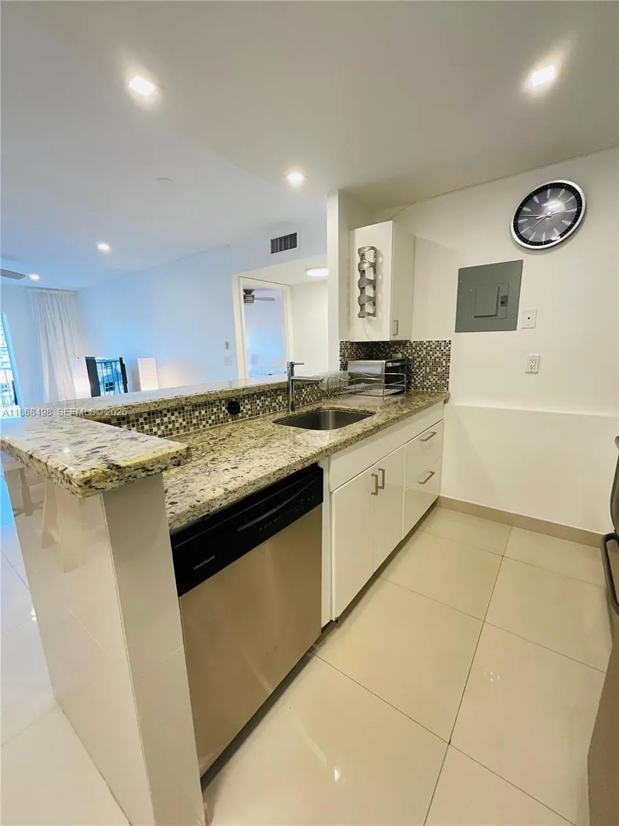 3545 NE 167th Street #505