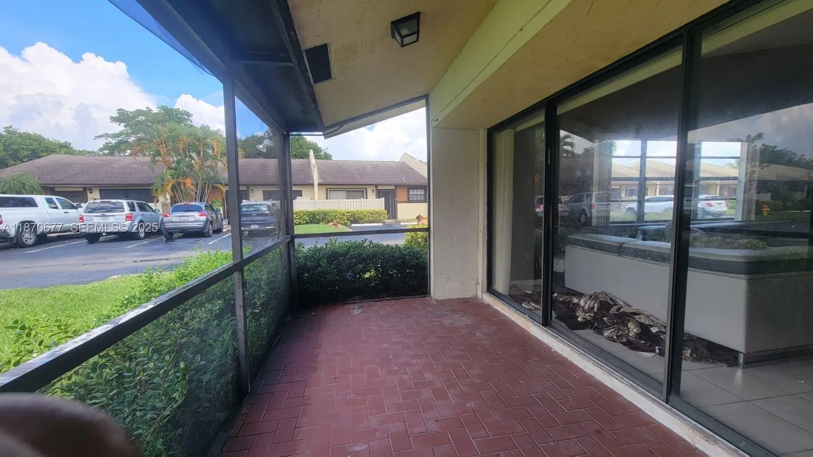 715 Banks Road