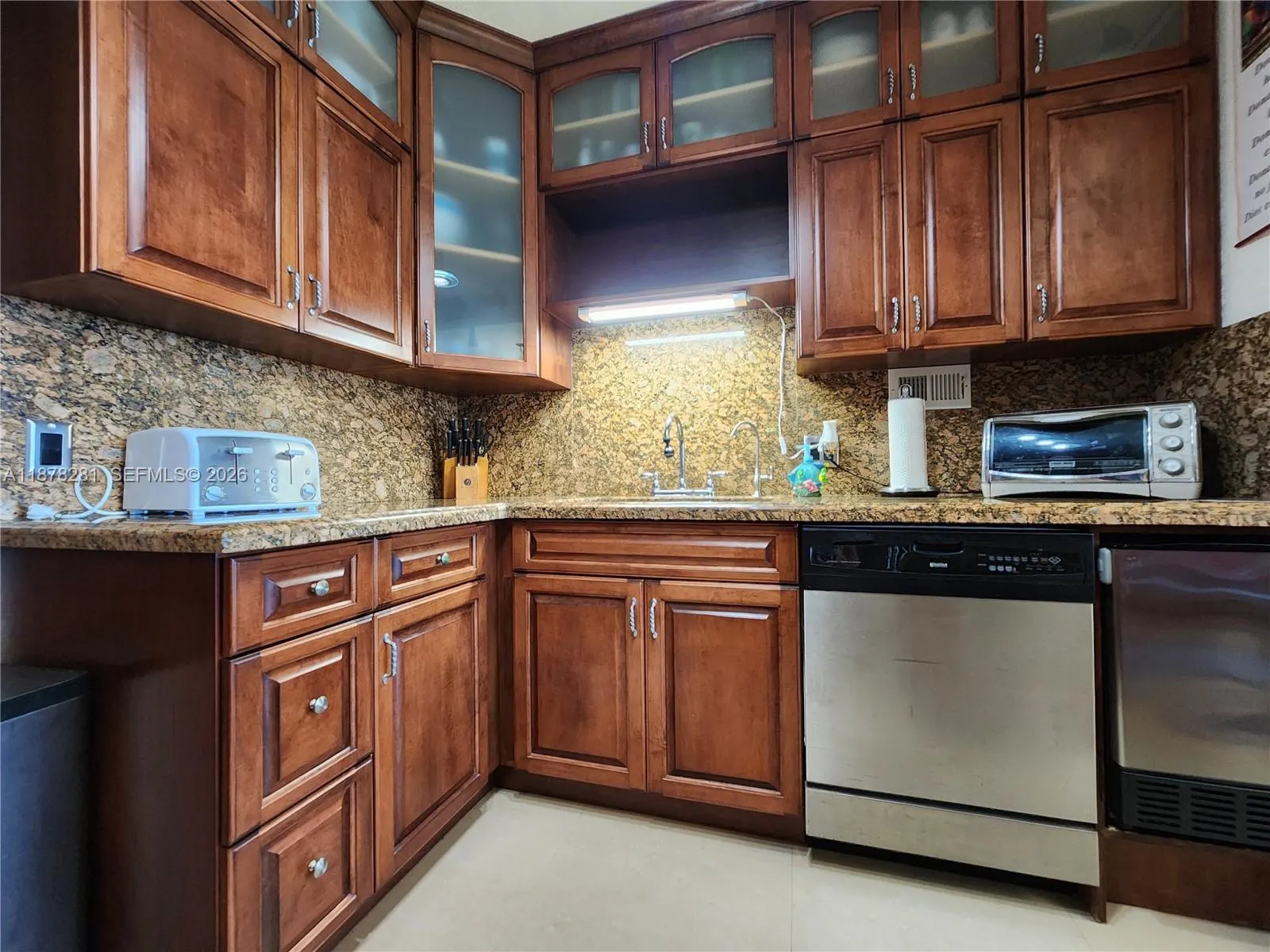 3505 S Ocean Drive #1006