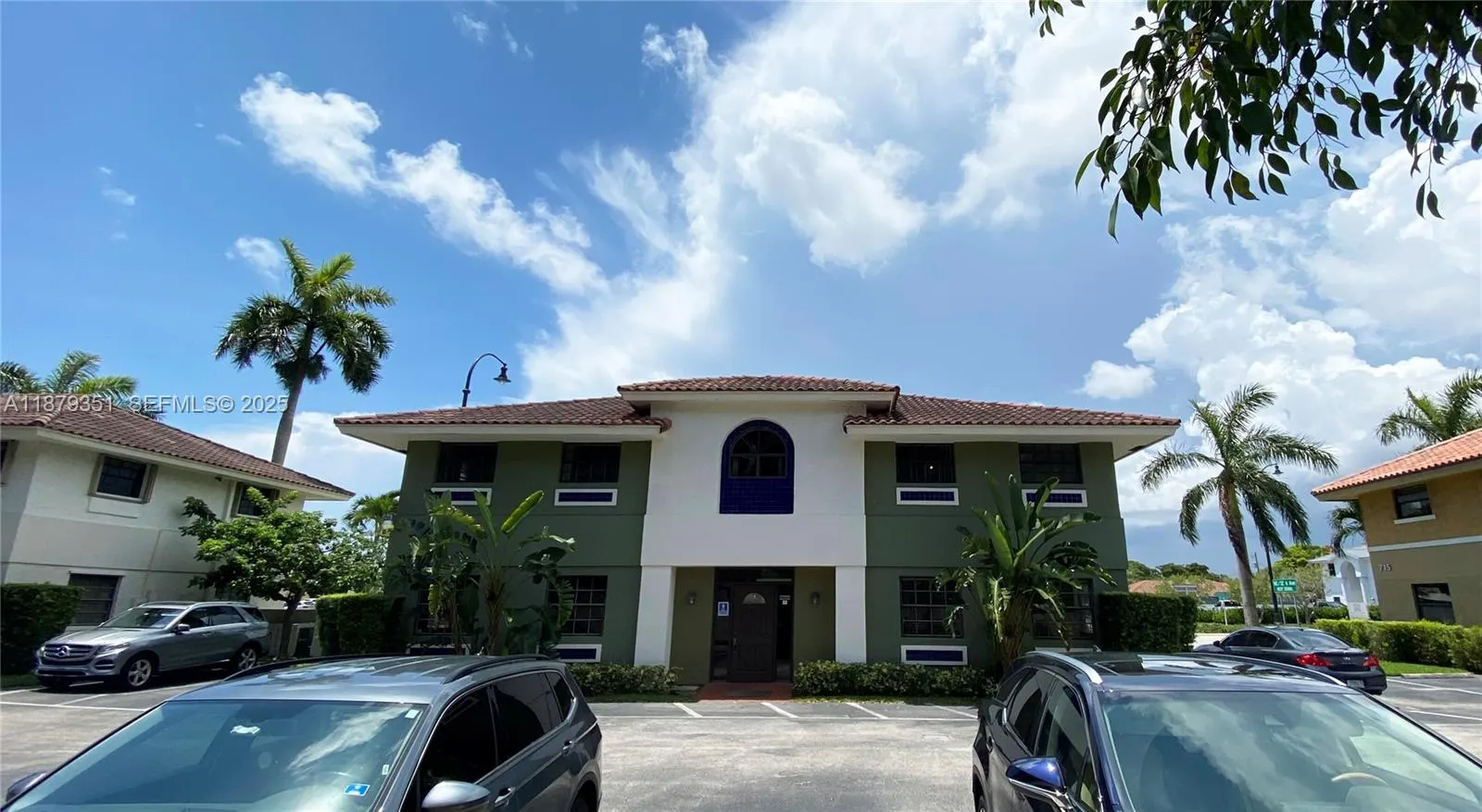 805 E Hillsboro Boulevard #102