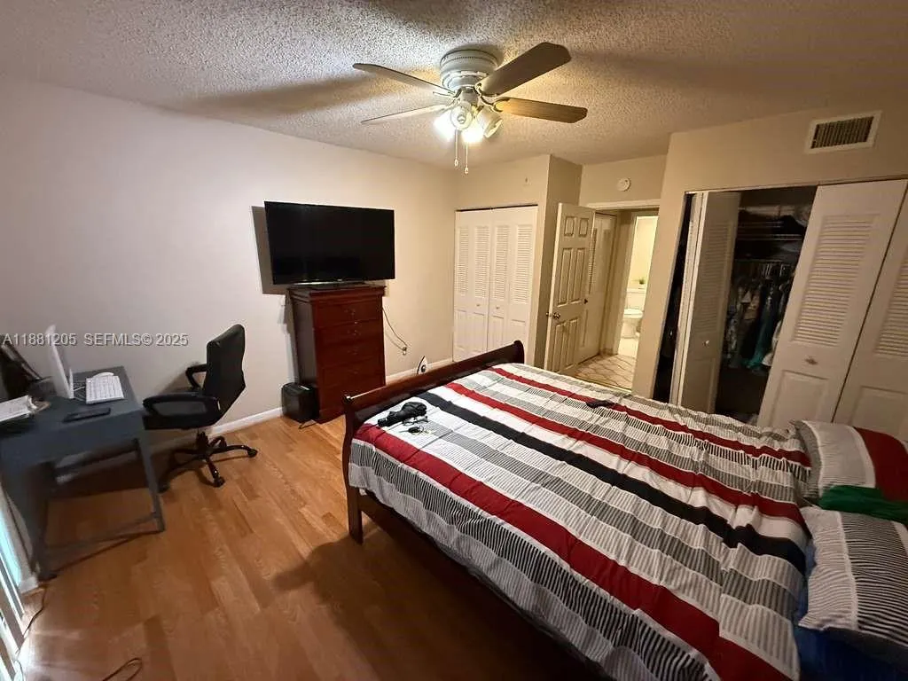 5915 Washington Street #116