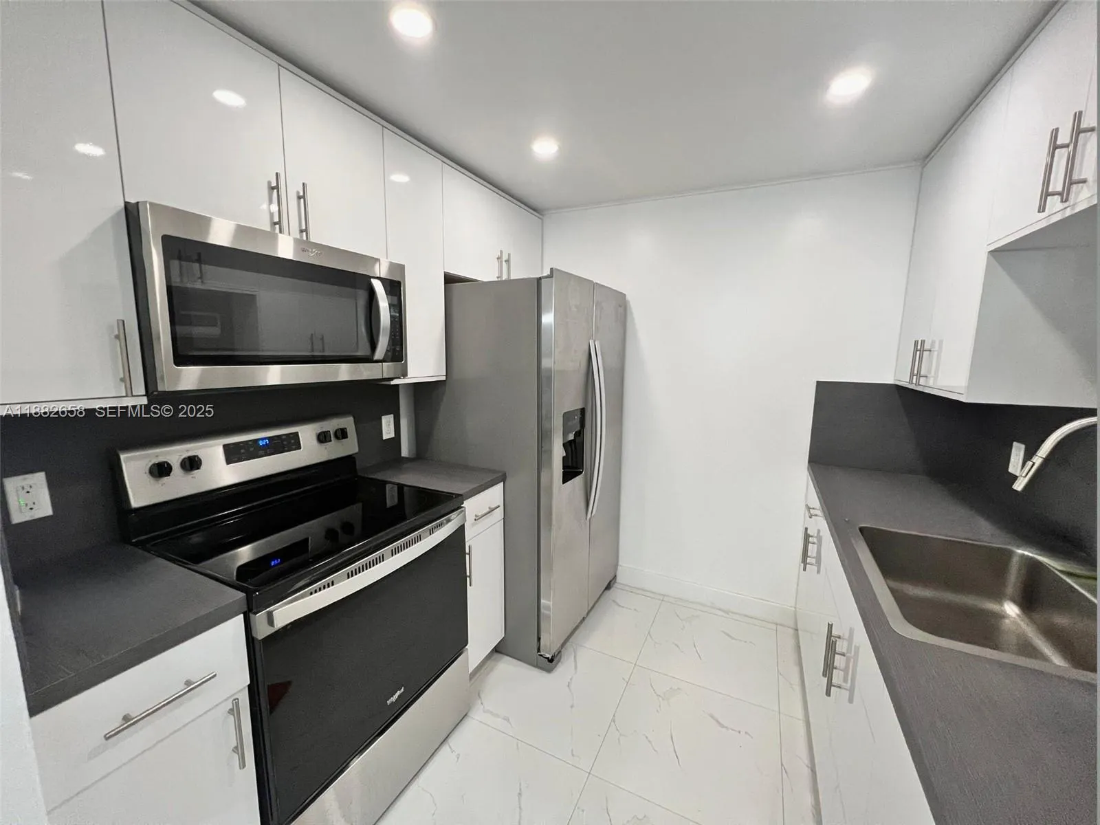 200 SW 132nd Way #203L