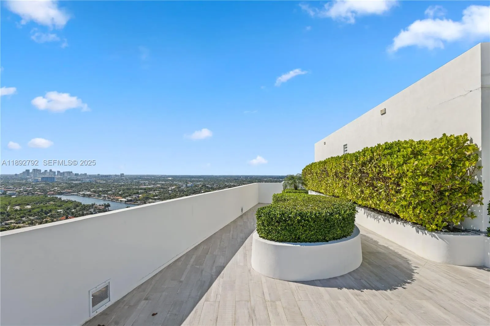 2200 N Ocean Boulevard #S2301