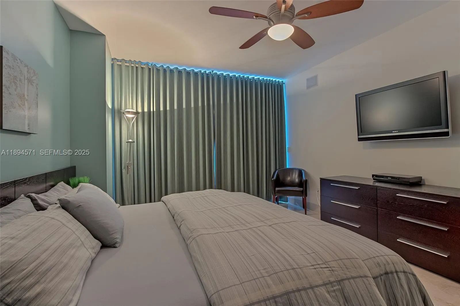 3535 S Ocean Drive #2102