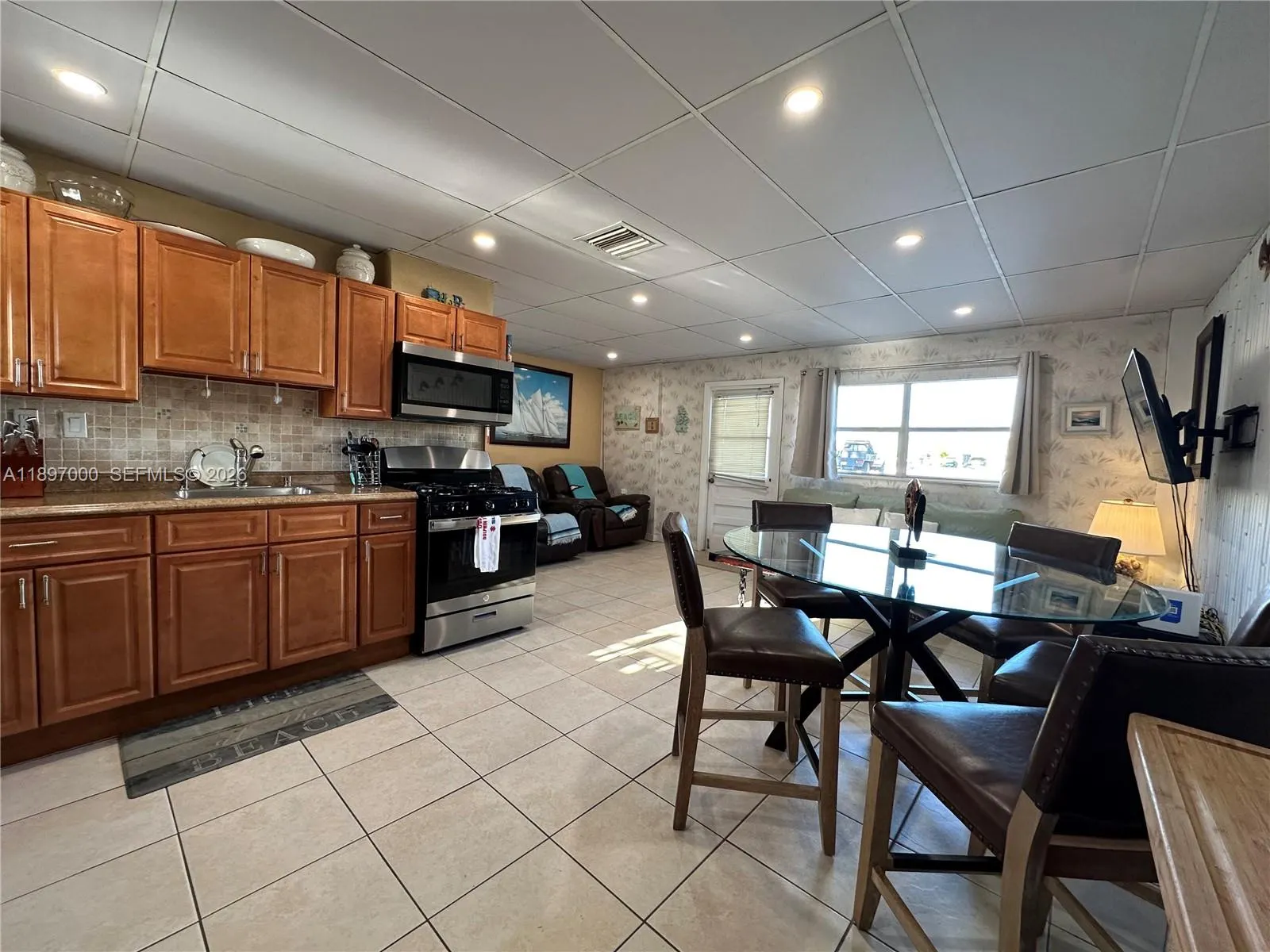 164 Venetian Drive