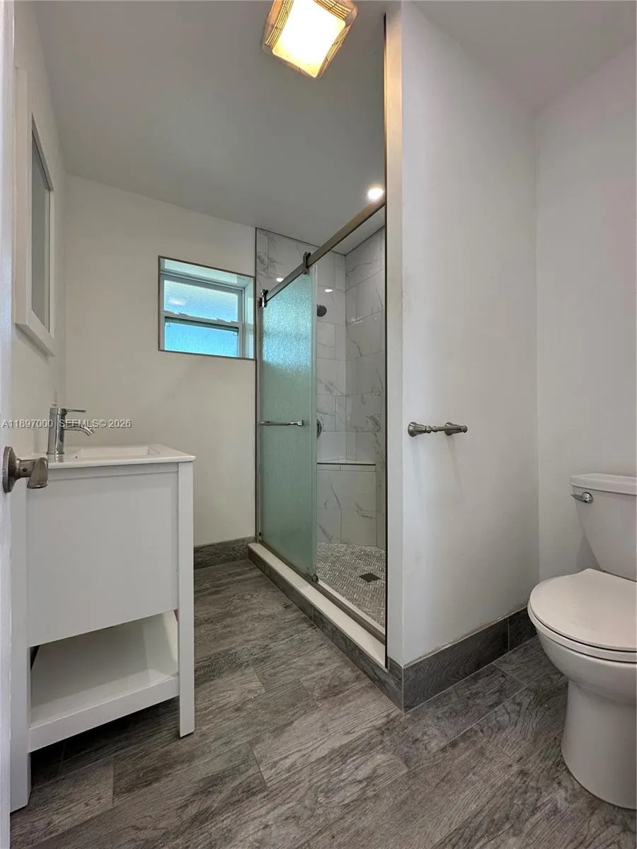164 Venetian Drive