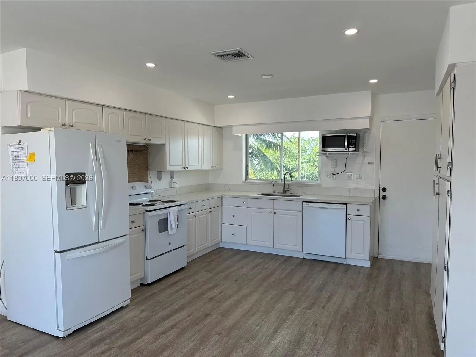 164 Venetian Drive