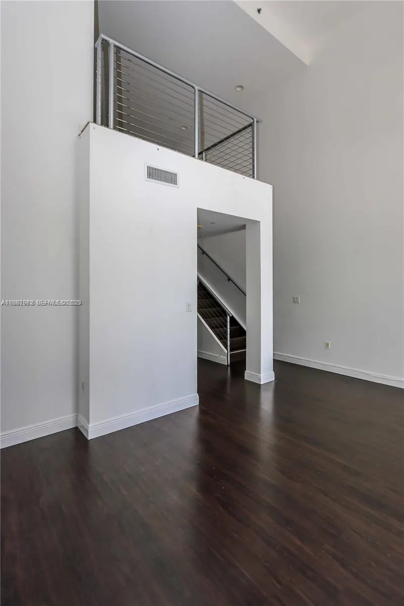 1050 Brickell Avenue #414