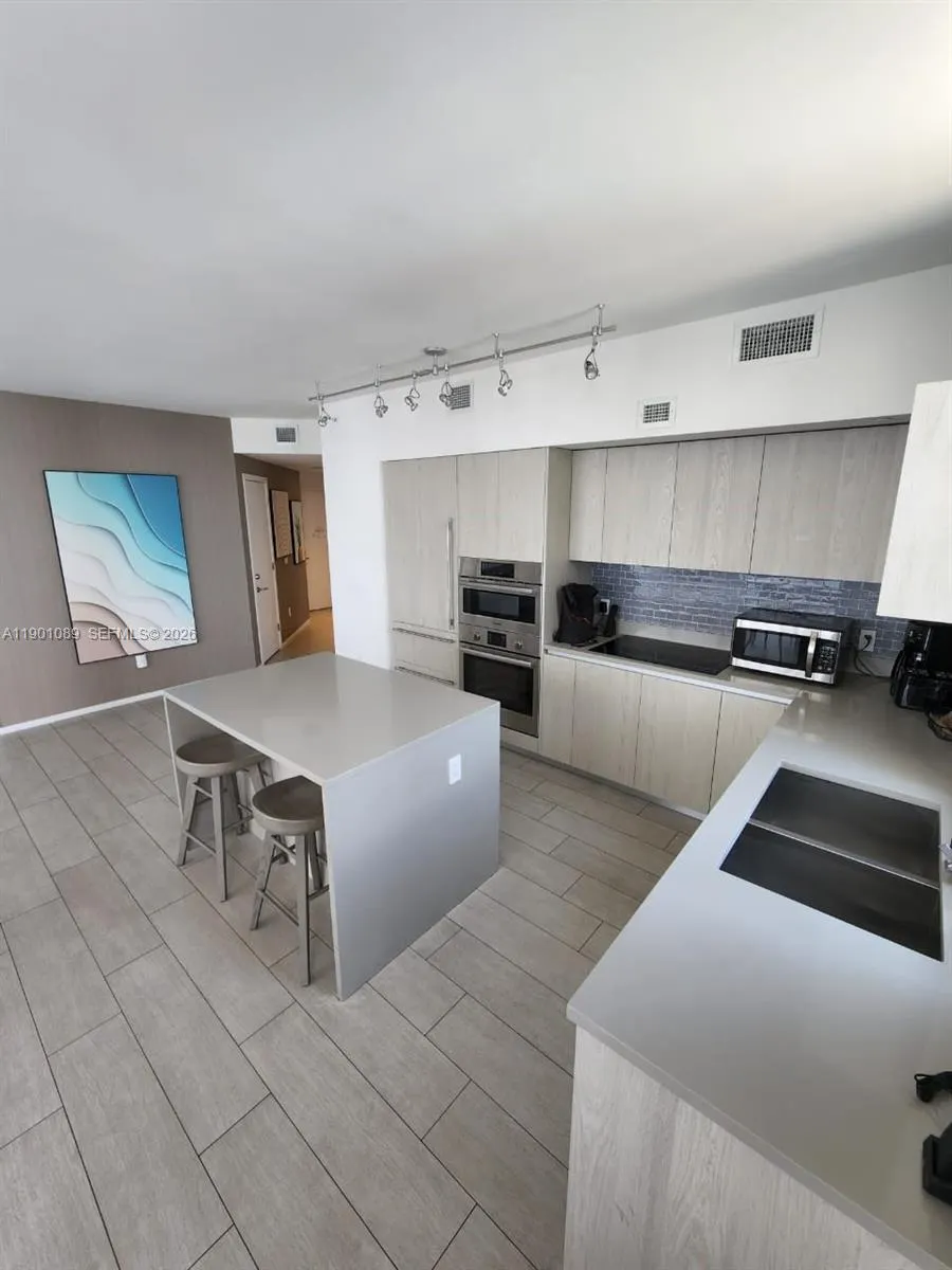 4010 S Ocean Drive #R1709