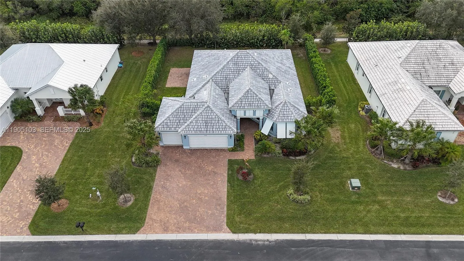 2547 Saint Lucia Circle