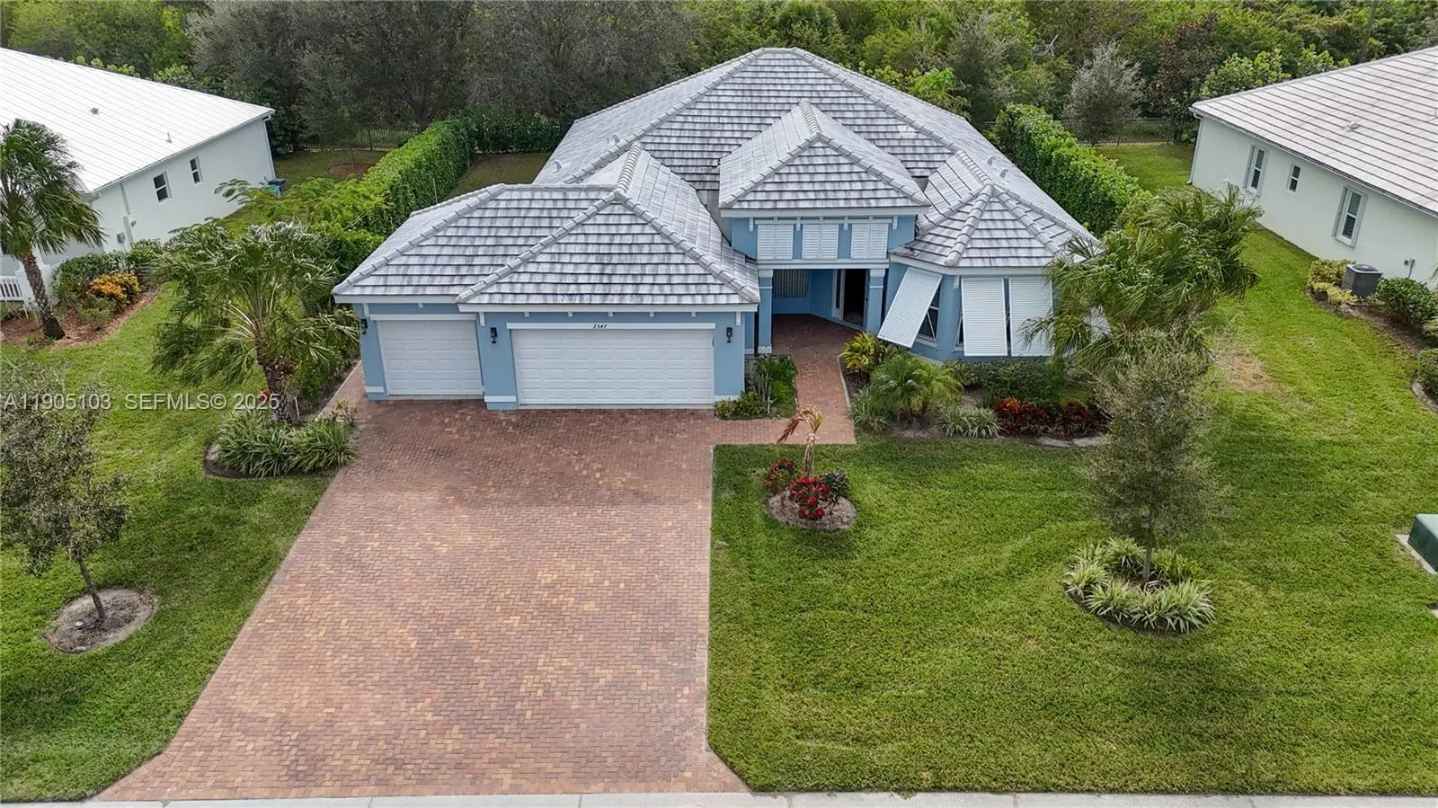 2547 Saint Lucia Circle