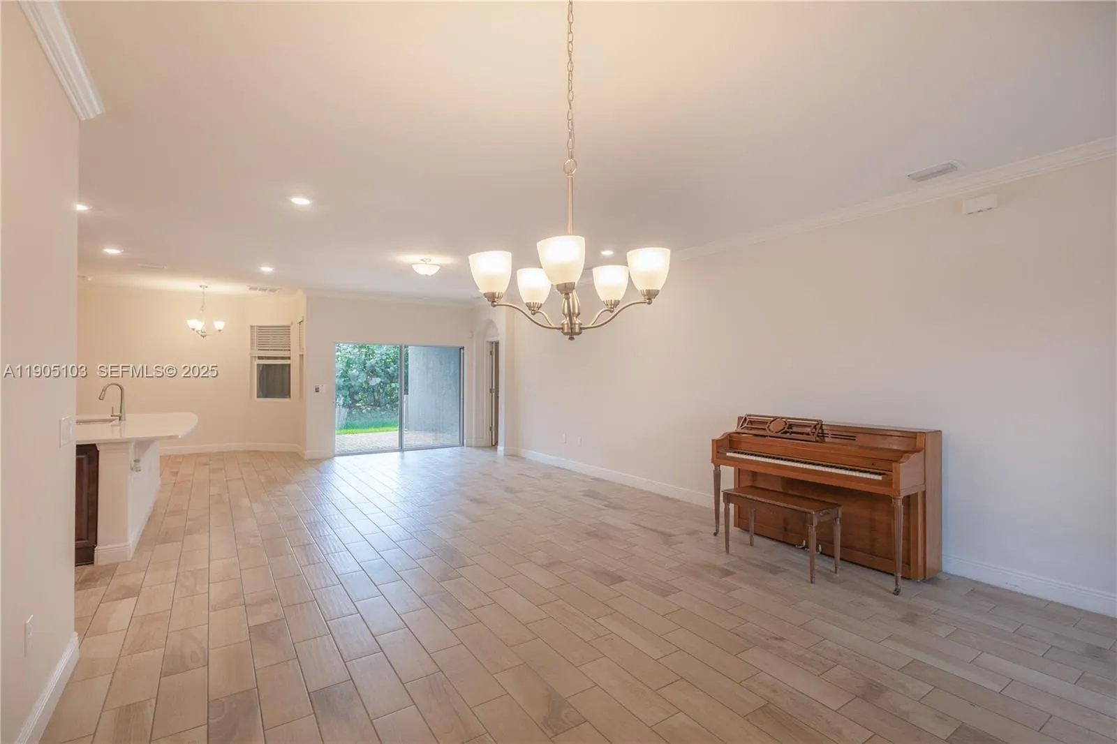 2547 Saint Lucia Circle