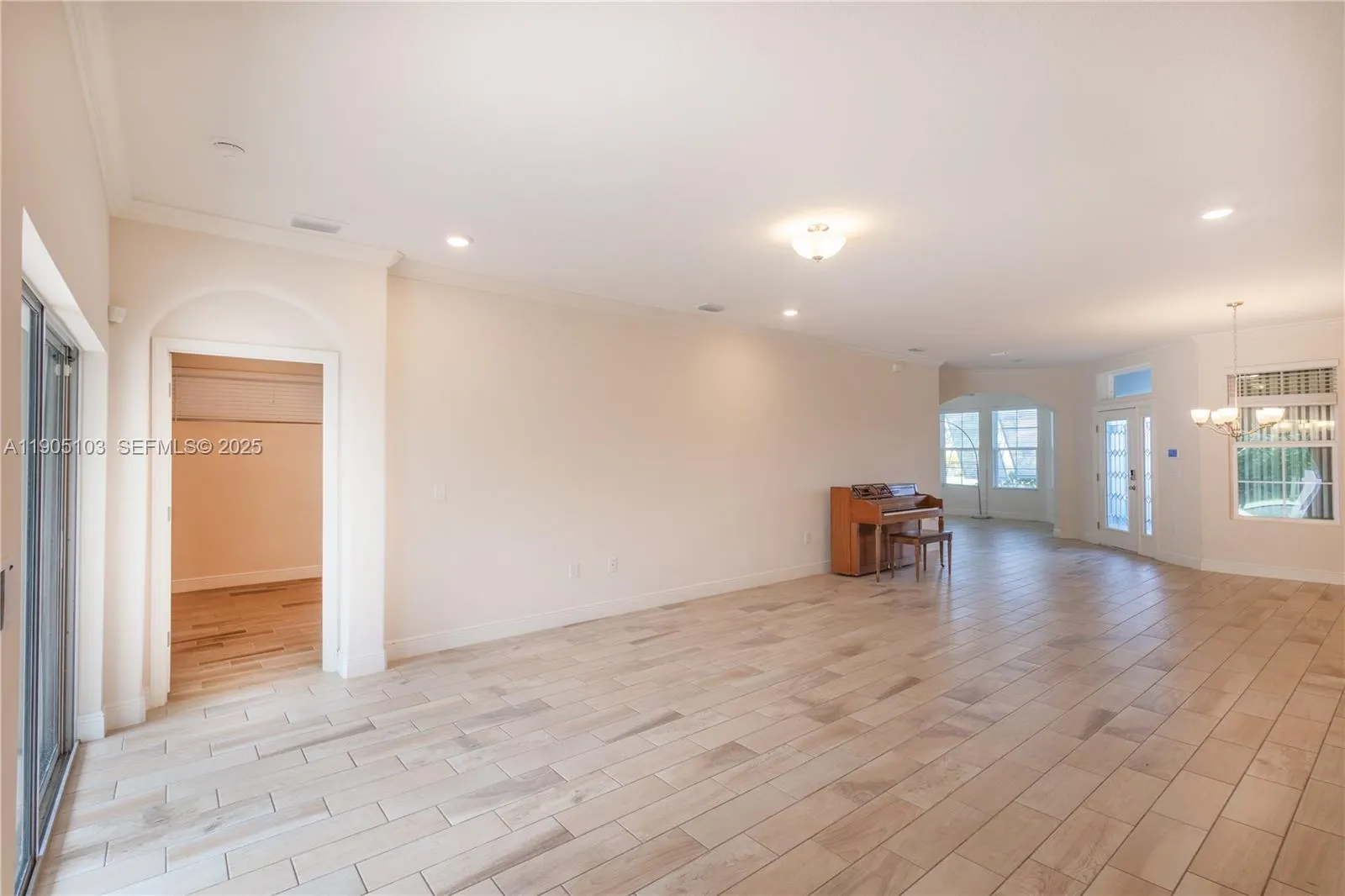 2547 Saint Lucia Circle