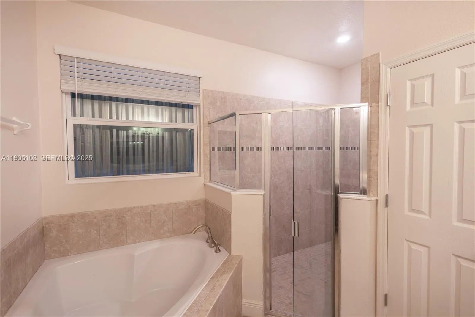 2547 Saint Lucia Circle