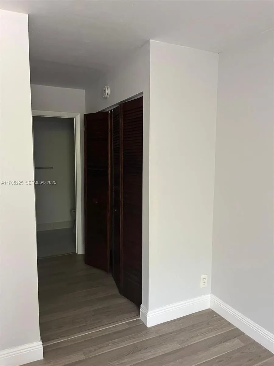 2701 Riverside Drive #203-B