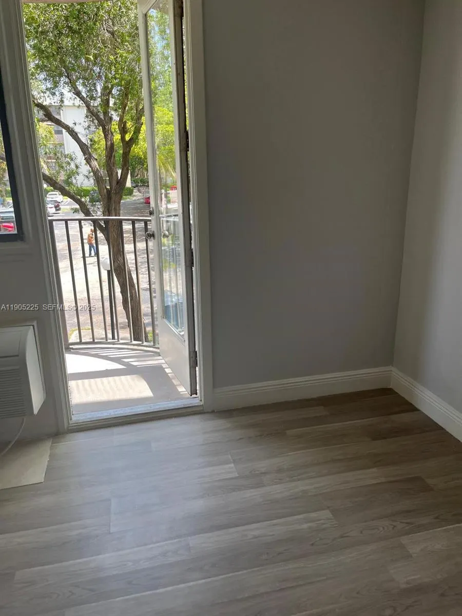 2701 Riverside Drive #203-B