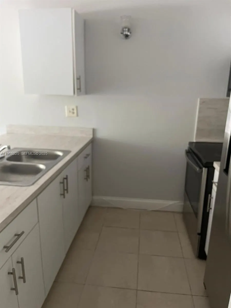 2701 Riverside Drive #203-B